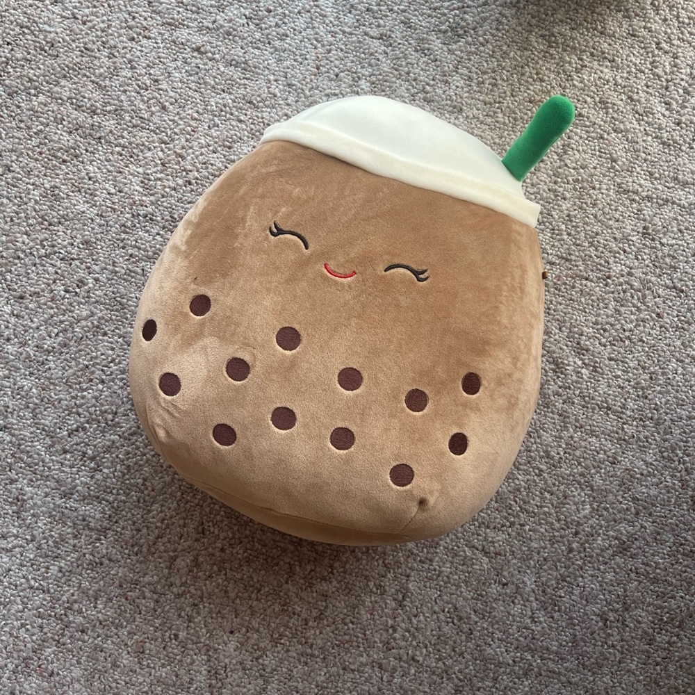 Canada Bernice the Boba Squishmallow